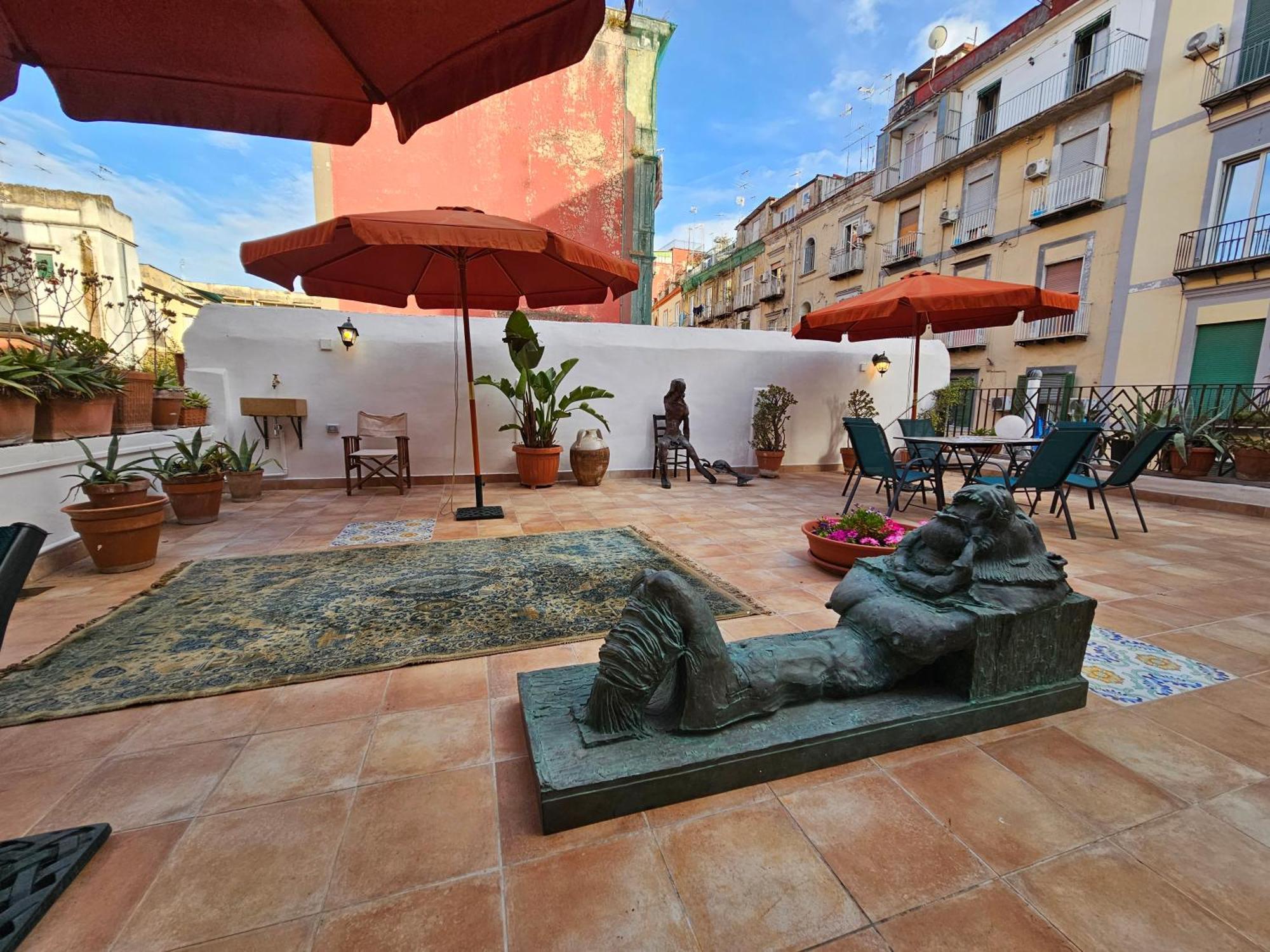 Bed & Breakfast The Spanish Palace, Suites, Rooms, Apartments & Terraces Napels