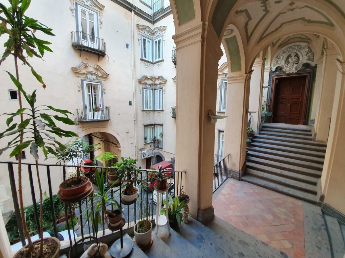 The Spanish Palace, Suites, Rooms, & Terraces 3* Napels
